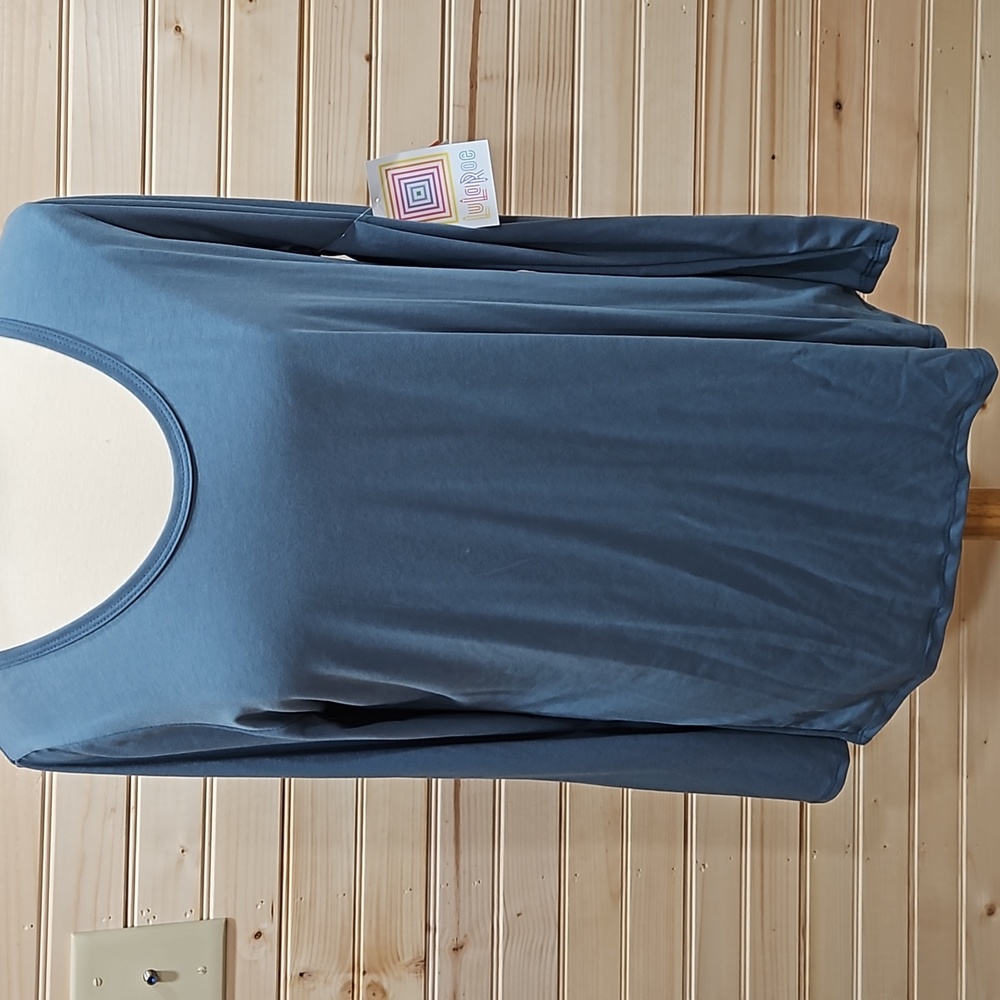 Lu LA Roe XL NWT top